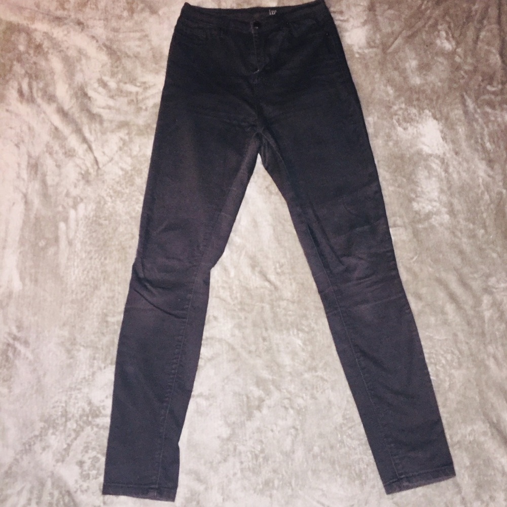 Black denim pants